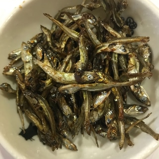 カルシウムとミネラルがとれる栄養たっぷり小魚の甘煮